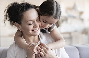 Copia de mother-and-daughter-hugging-embracing-spending-t-2023-11-27-04-59-45-utc copia.jp