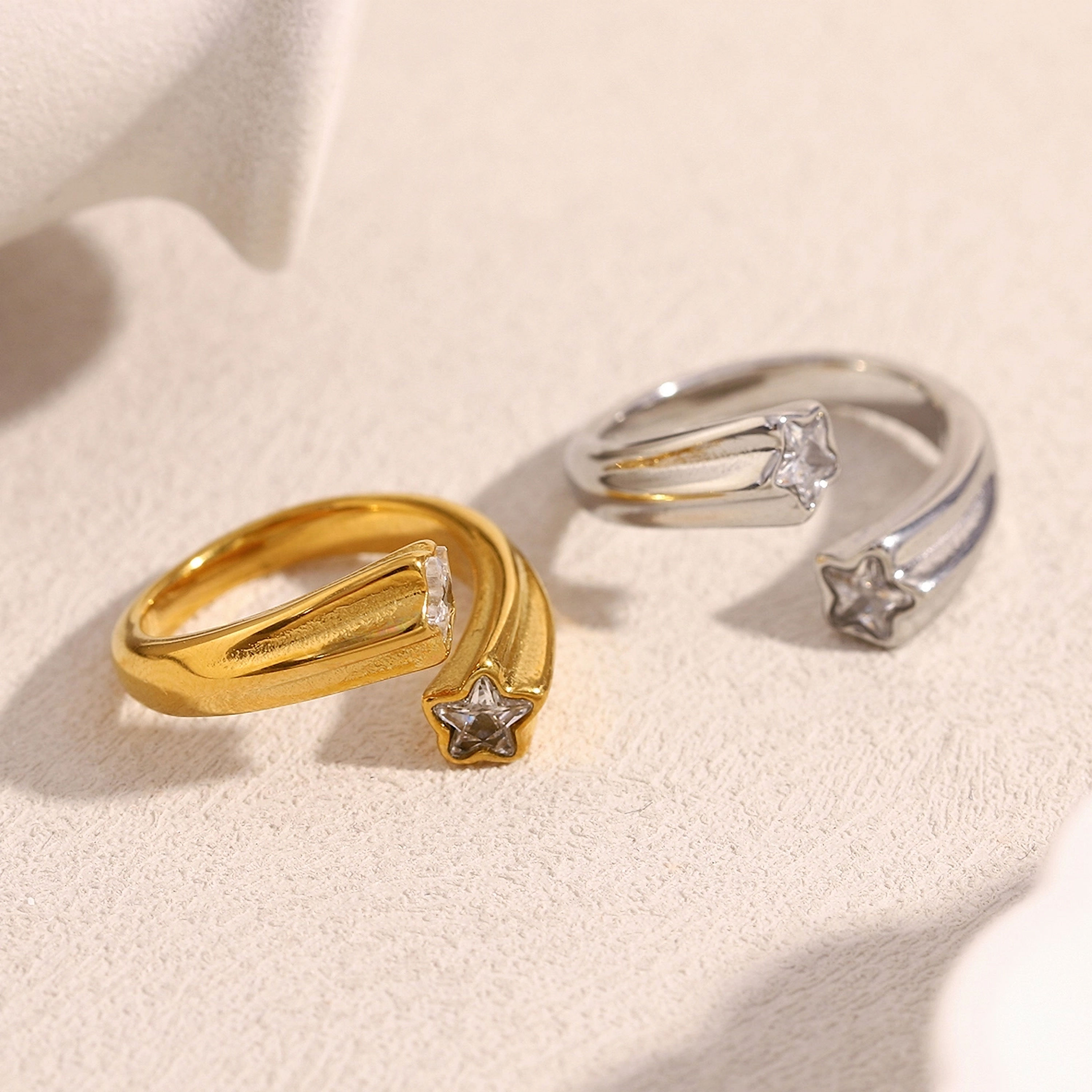 Roselle Shooting Star CZ (SS, 18K G) Ring