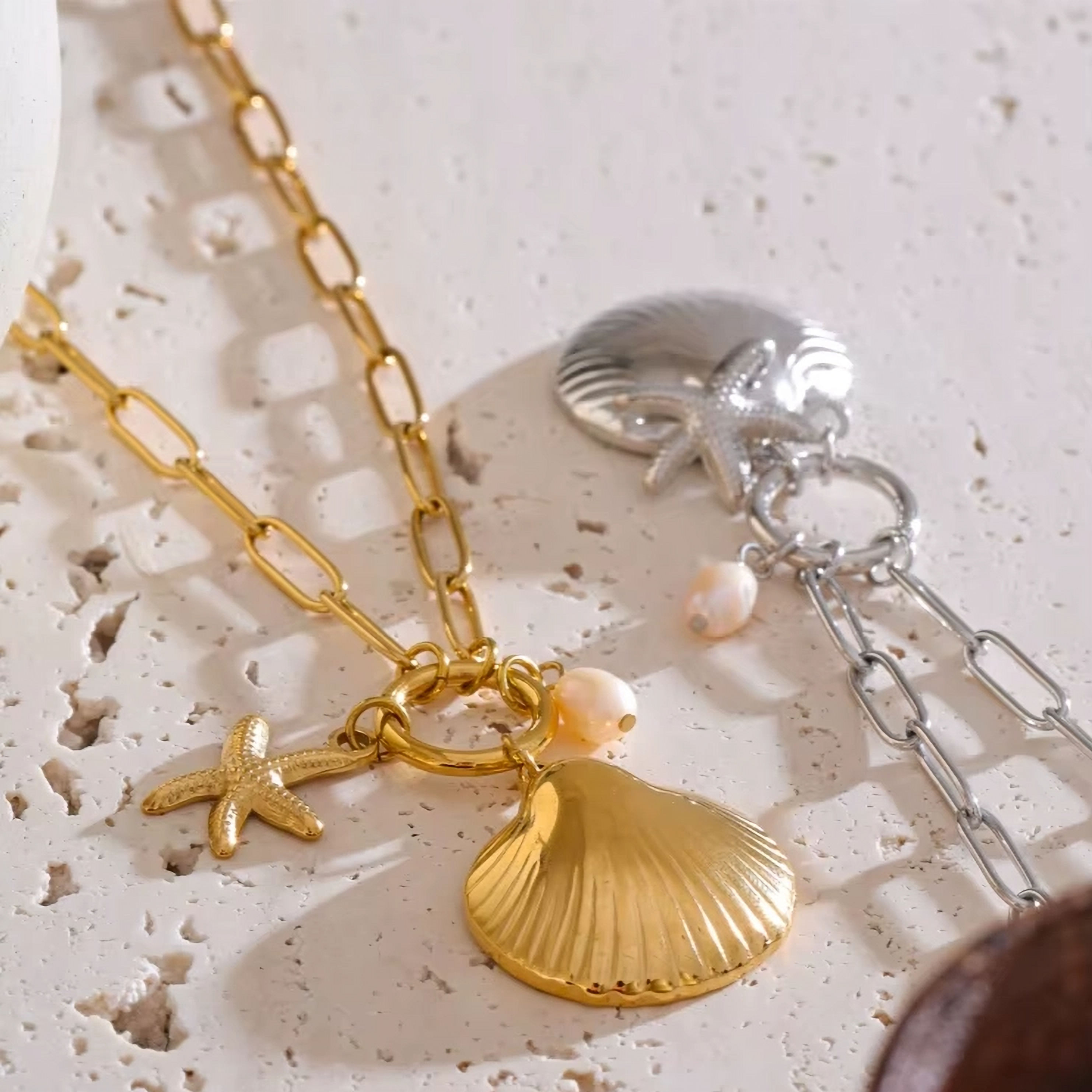 ROSELLE STARFISH SHELL FRESHWATER PEARL (SILVER, 18K GOLD) NECKLACE