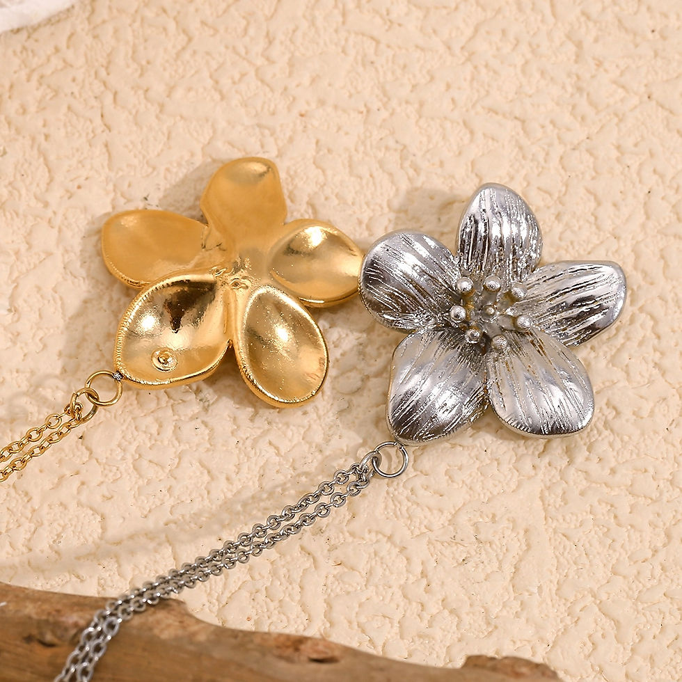 Thumbnail: ROSELLE FIVE PETALS FLOWER (SILVER, 18K GOLD) NECKLACE