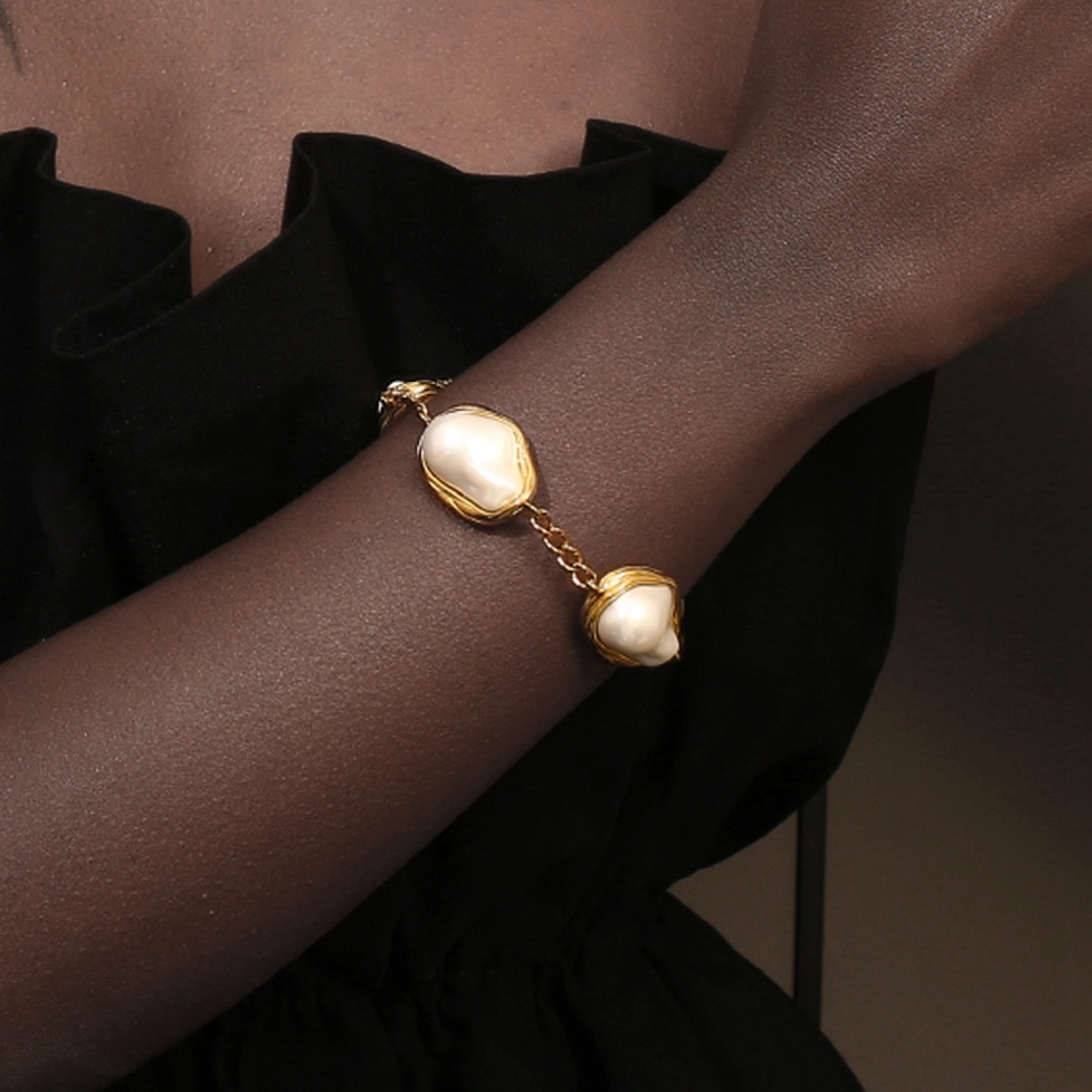 Roselle Large Baroque Irregular Pearls (SS, 18K G) Bracelet