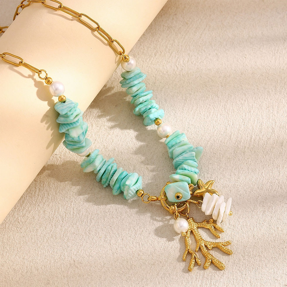 ROSELLE OCEAN STYLE NATURAL STONE CORAL (18K GOLD) NECKLACE