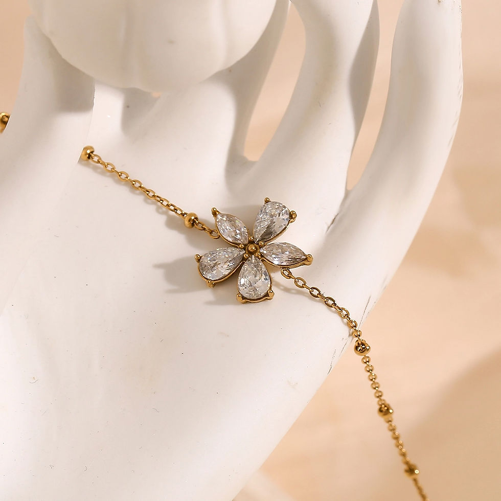 Thumbnail: ROSELLE 5 PETAL FLOWER CZ (18K GOLD) BRACELET