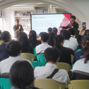 [Home-School Unity, Nurturing Growth] Parent-Teacher Association Holds Career Planning and National Security Seminars