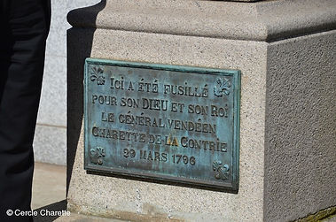 nantes-croix-de-charette2.jpg