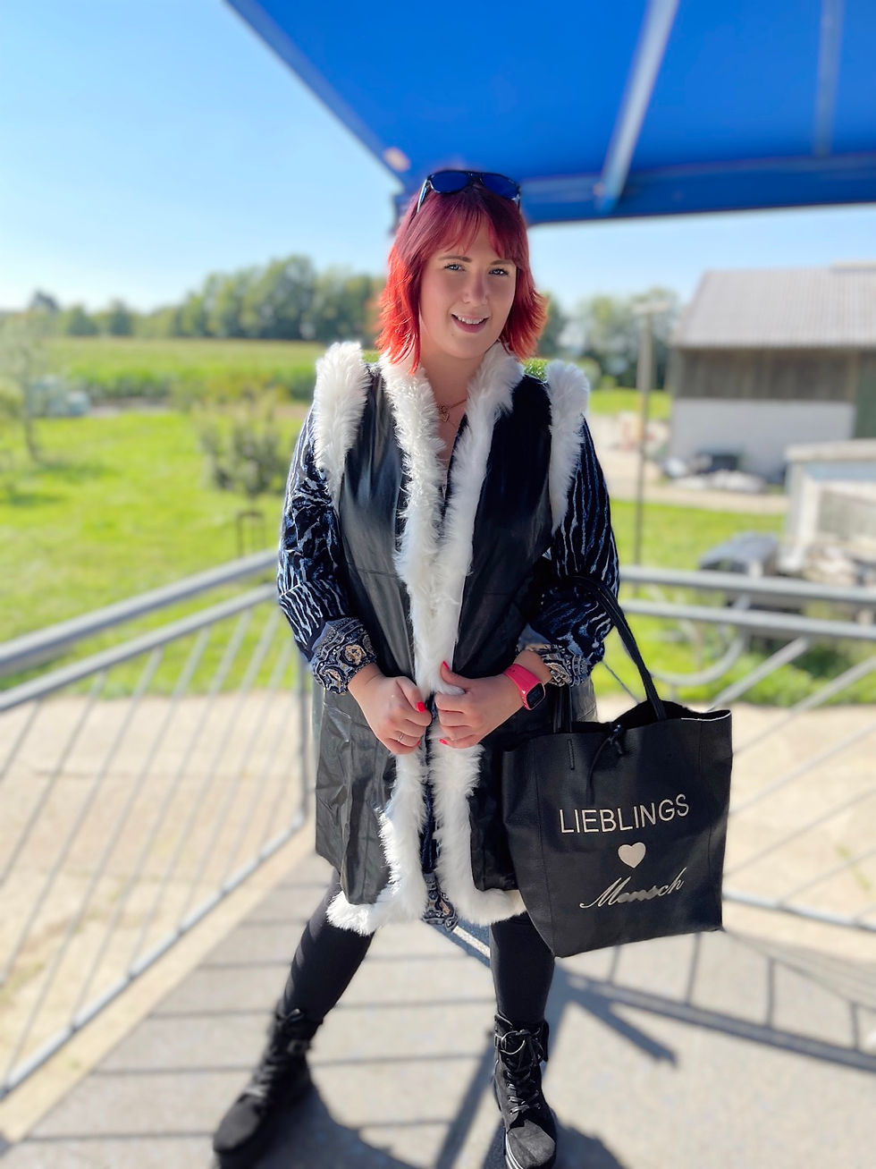 Miniaturbild: Edle Kunstleder Fake Fur Fell Long Weste 
