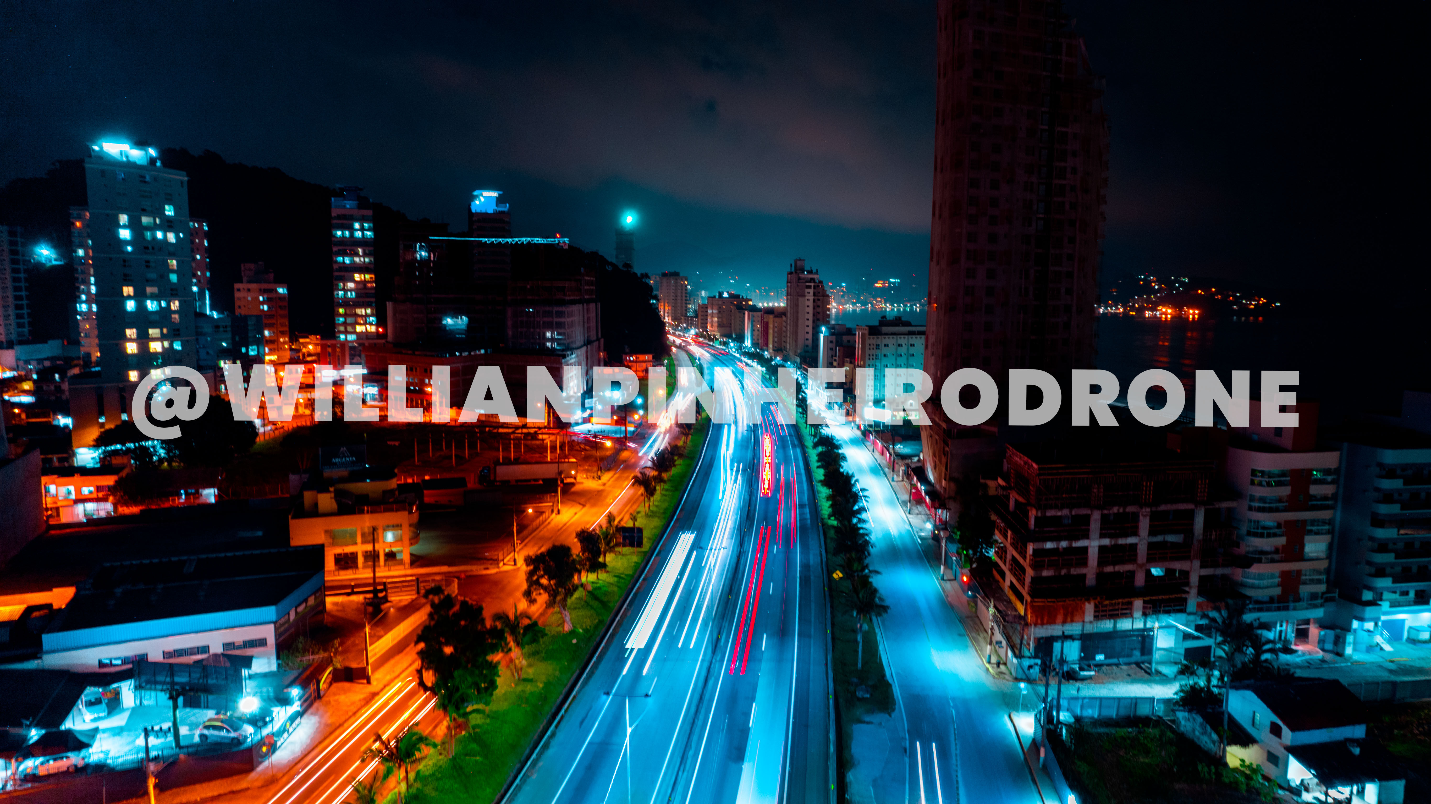 Foto Noturna Itapema/SC