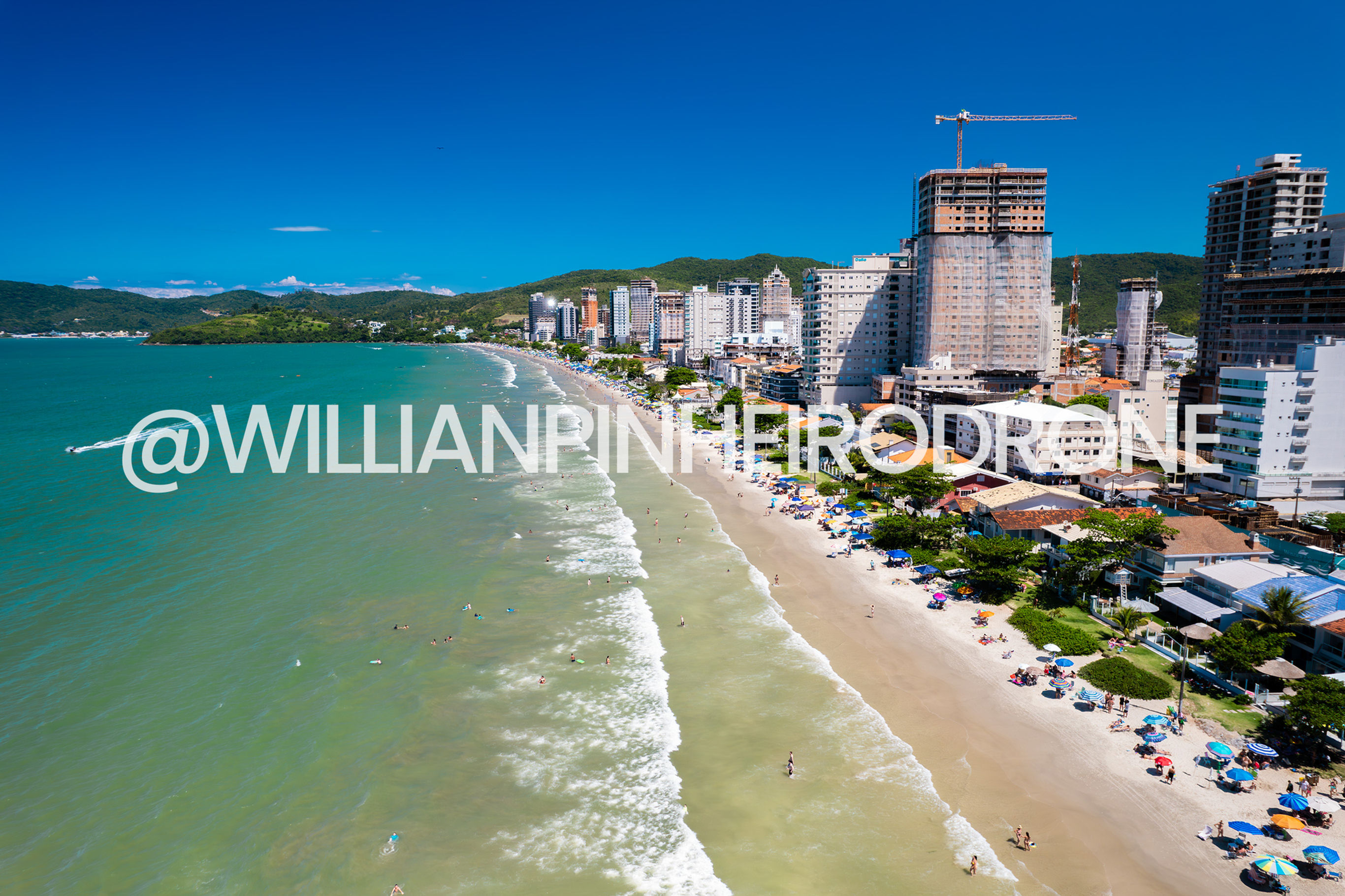 Foto aérea do Balneário Perequê - Porto Belo