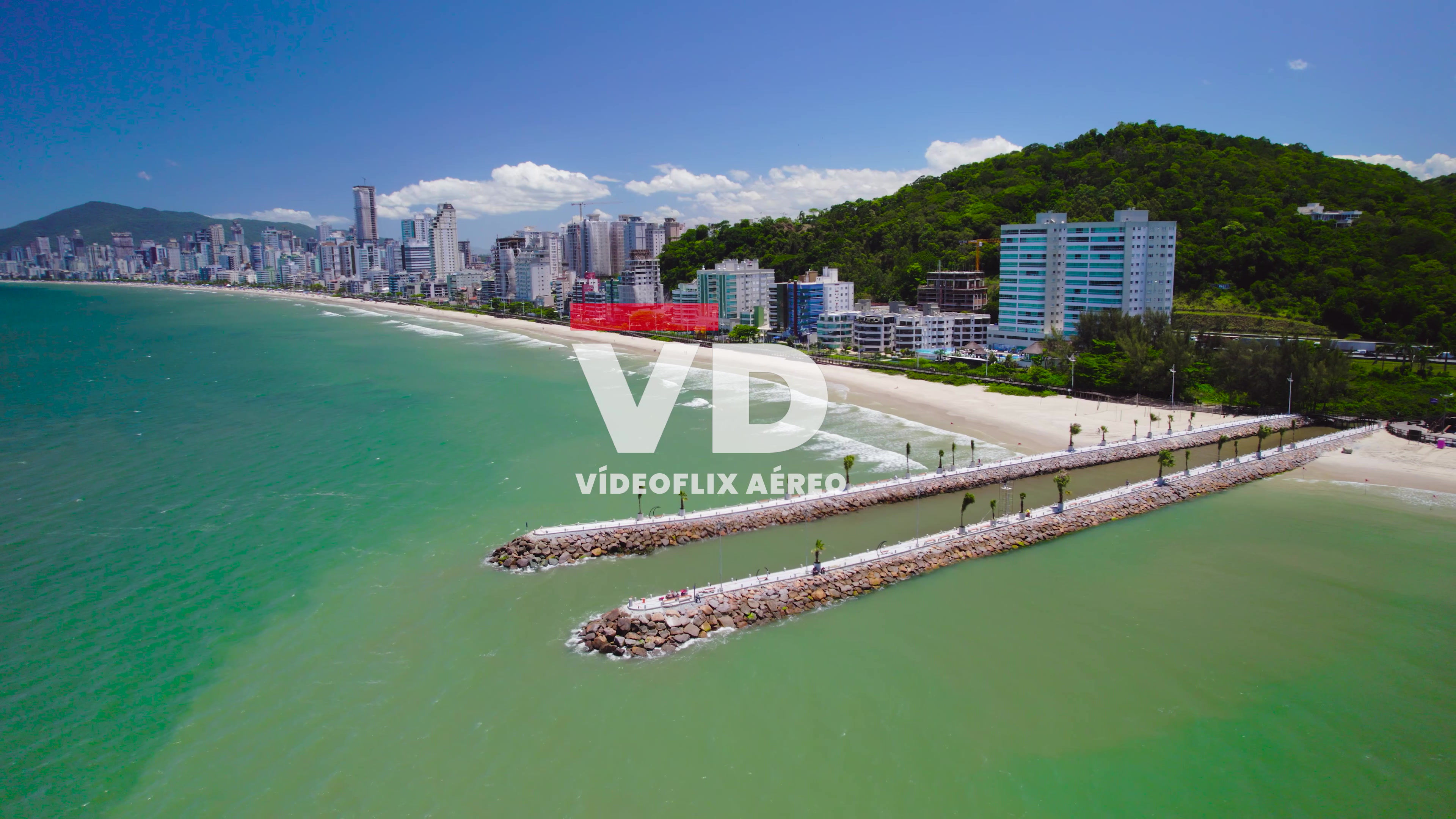 Vídeo 4k Molhe de Itapema.