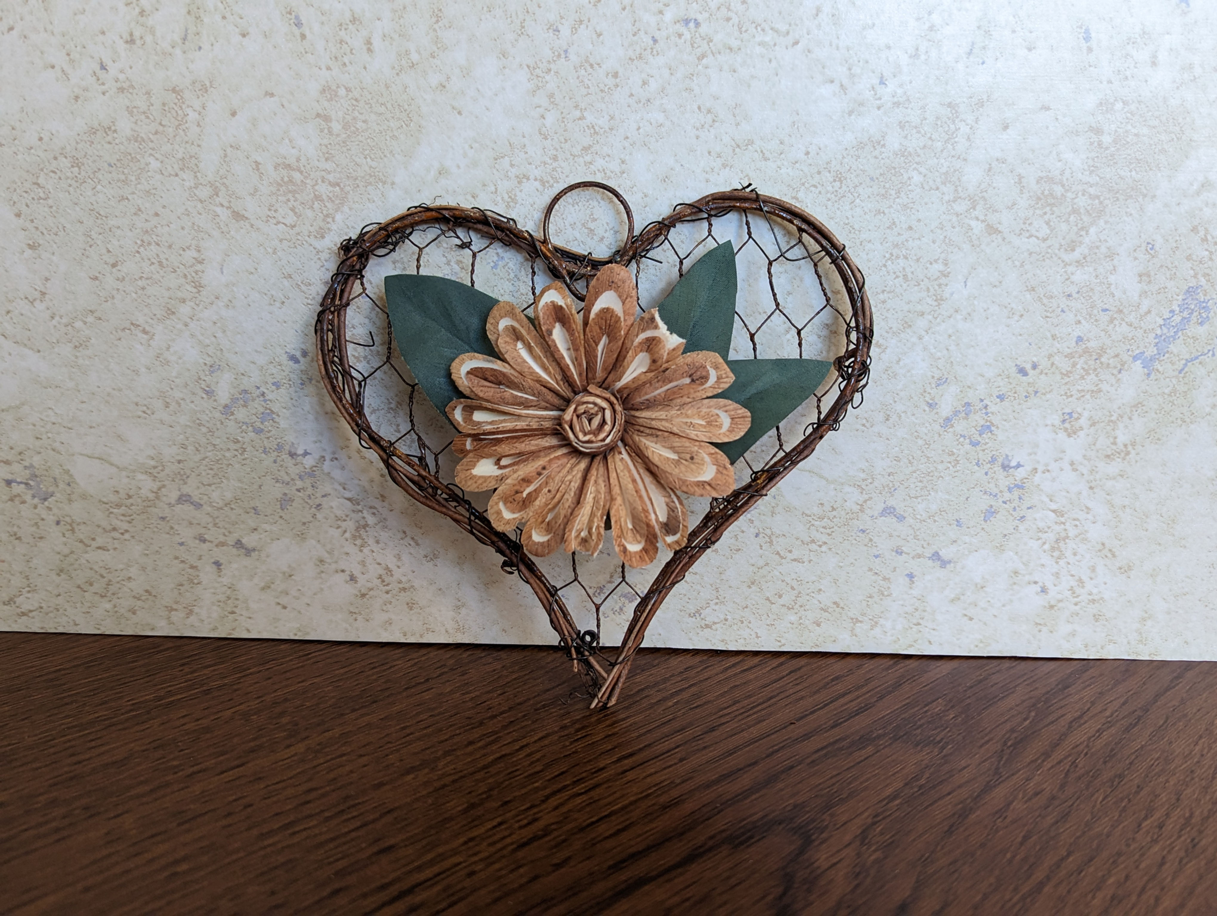 Chicken Wire Heart - Bark Flower