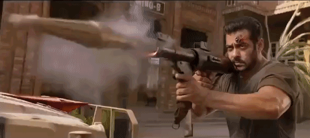 10tiger-zinda-hai.gif