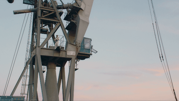 BRILLER_EXTRAIT 5.gif