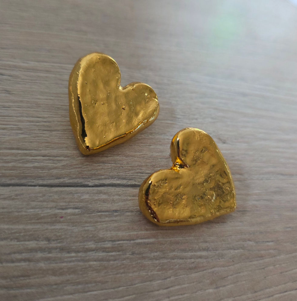Thumbnail: Aretes con baño en oro