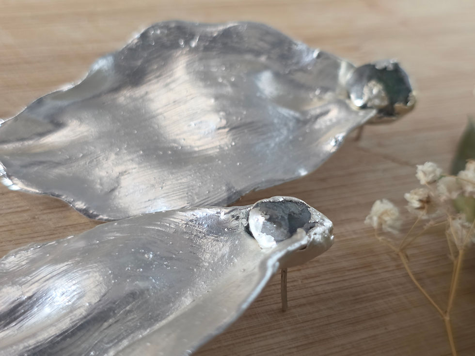 Miniatura: Aretes Con baño en plata y Esmeralda en bruto