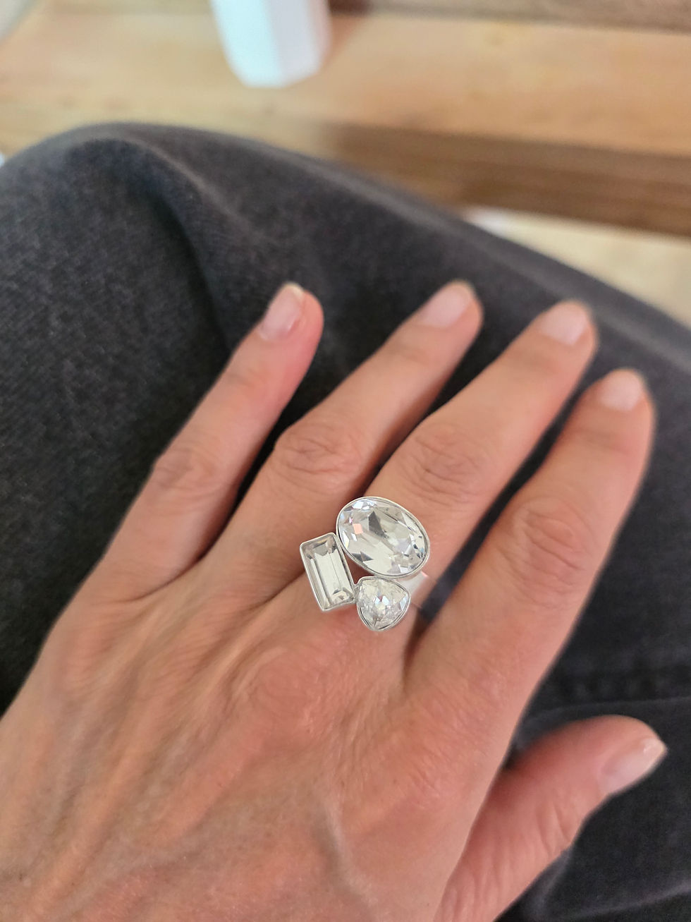 Thumbnail: Anillo Plata creado con cristales de Swarovski