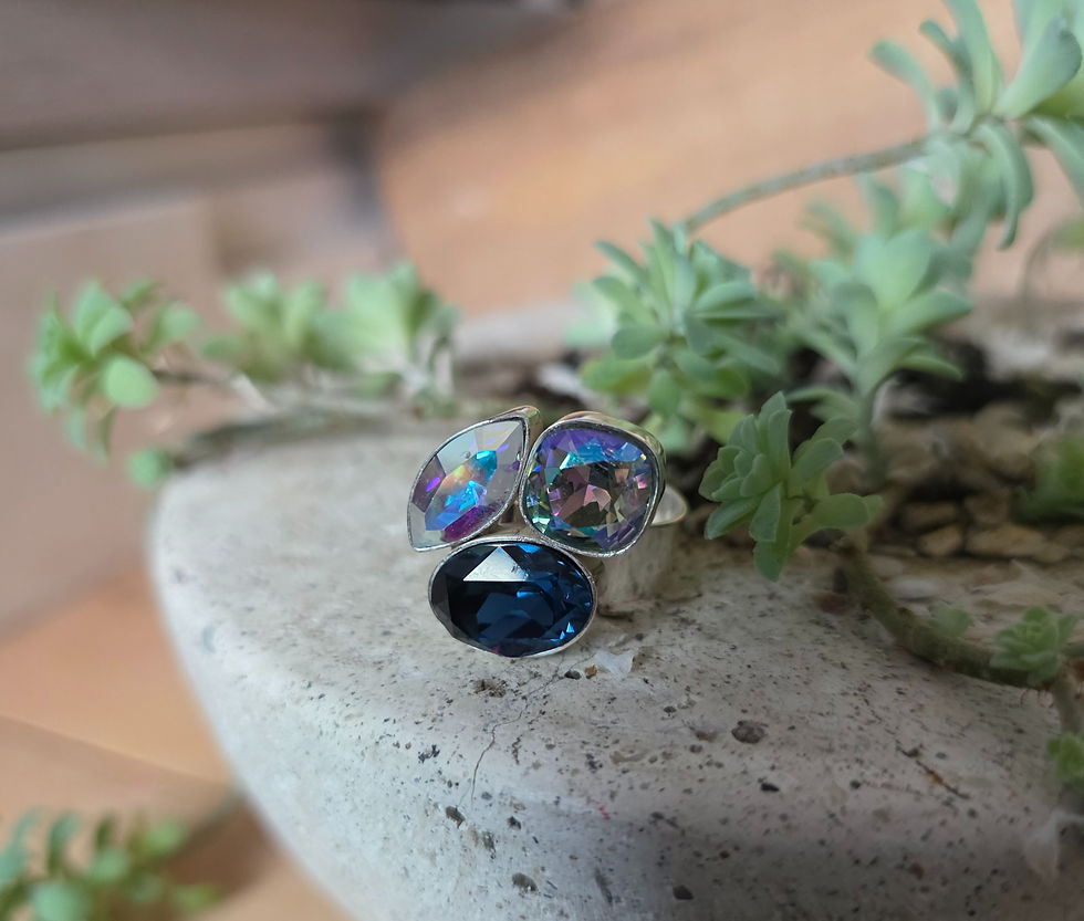 Miniatura: Anillo en plata creado con cristales de Swarovski