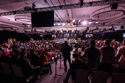 las-vegas-powerslap-event-crowd