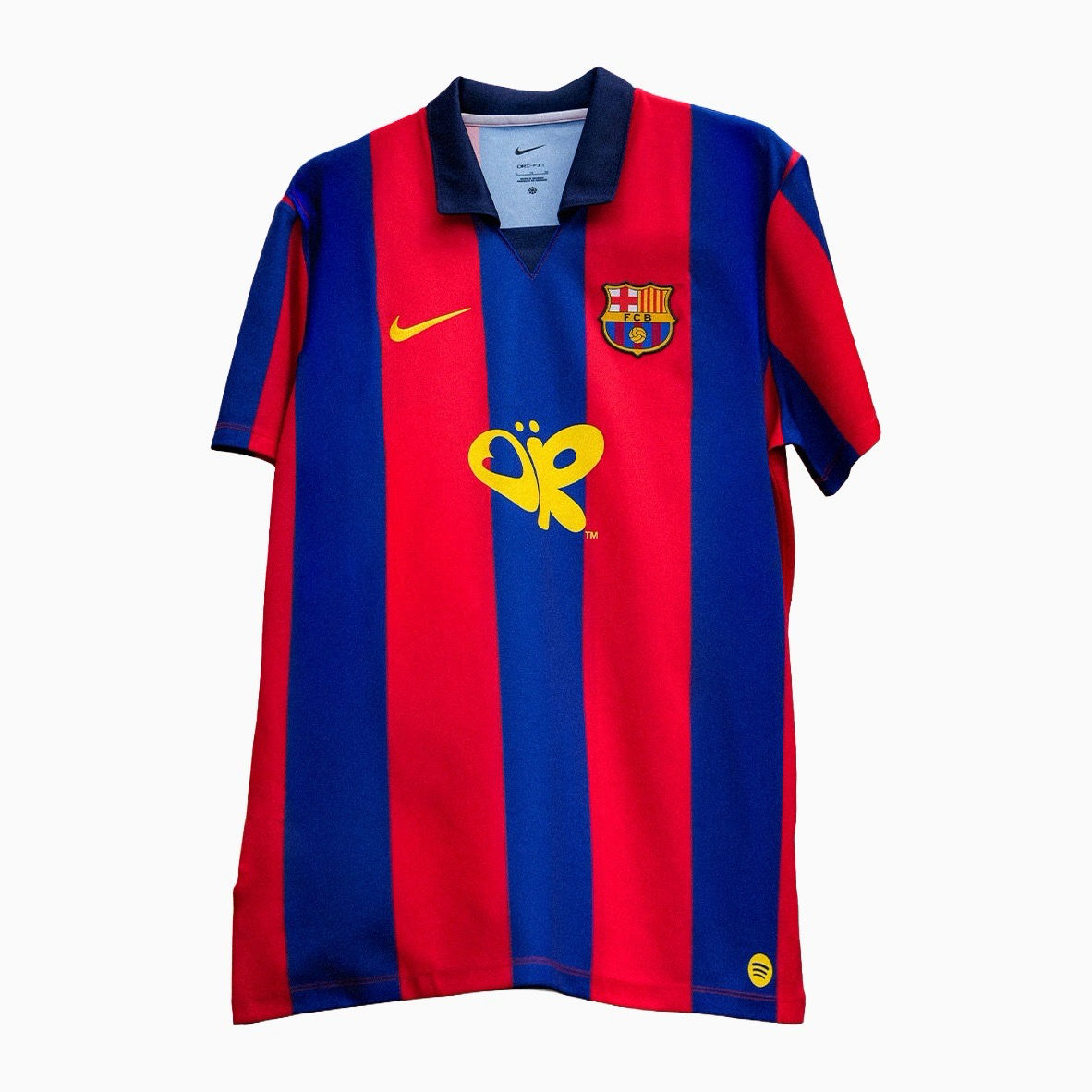 FC Barcelona x OR 03/04 Retro Home Kit
