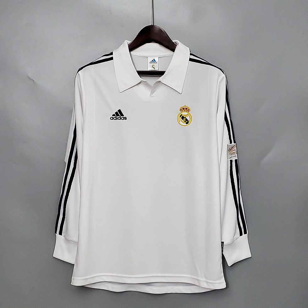 Thumbnail: Real Madrid 01/02 Retro Long Sleeve Home Kit