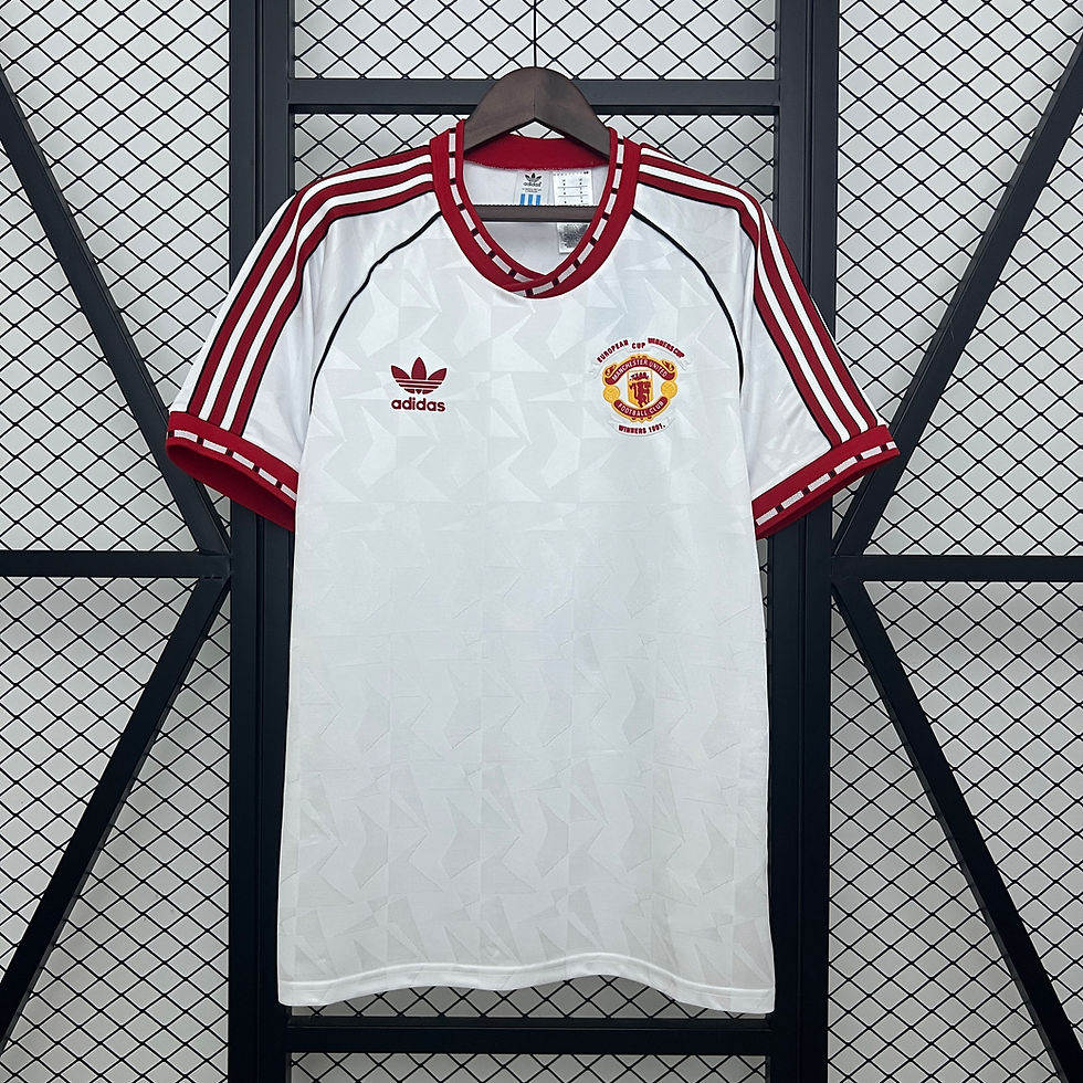 Thumbnail: Manchester United 90/91 Retro Fourth Kit