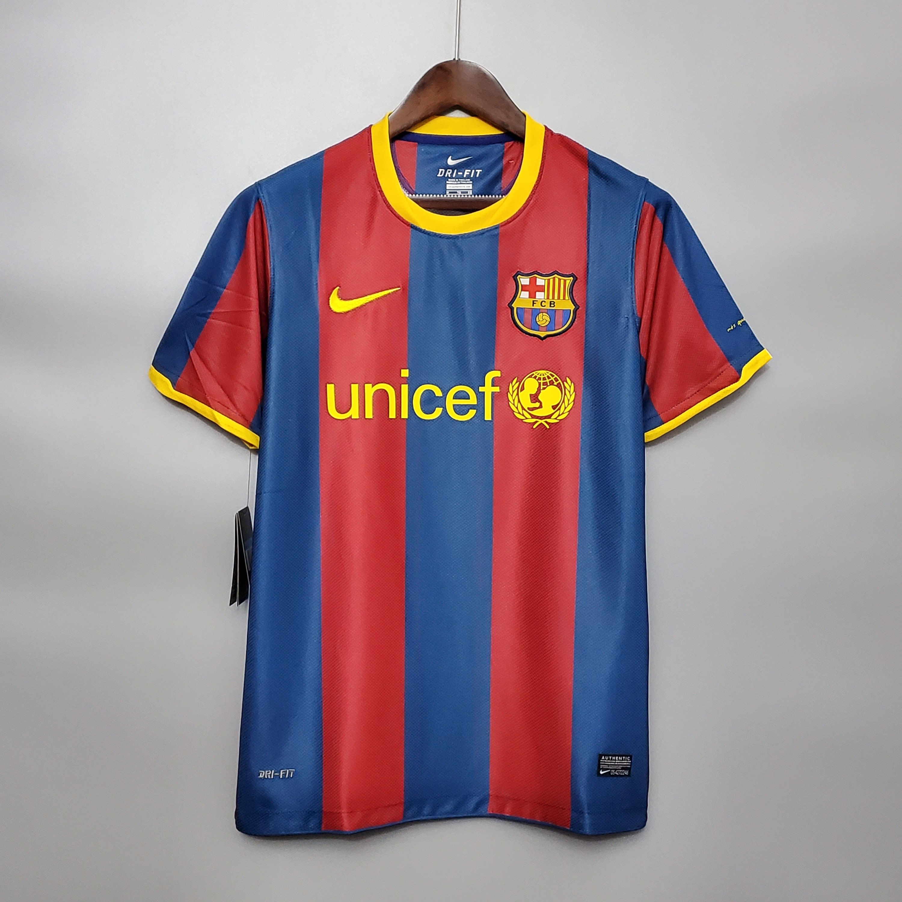 FC Barcelona 10/11 Retro Home Kit