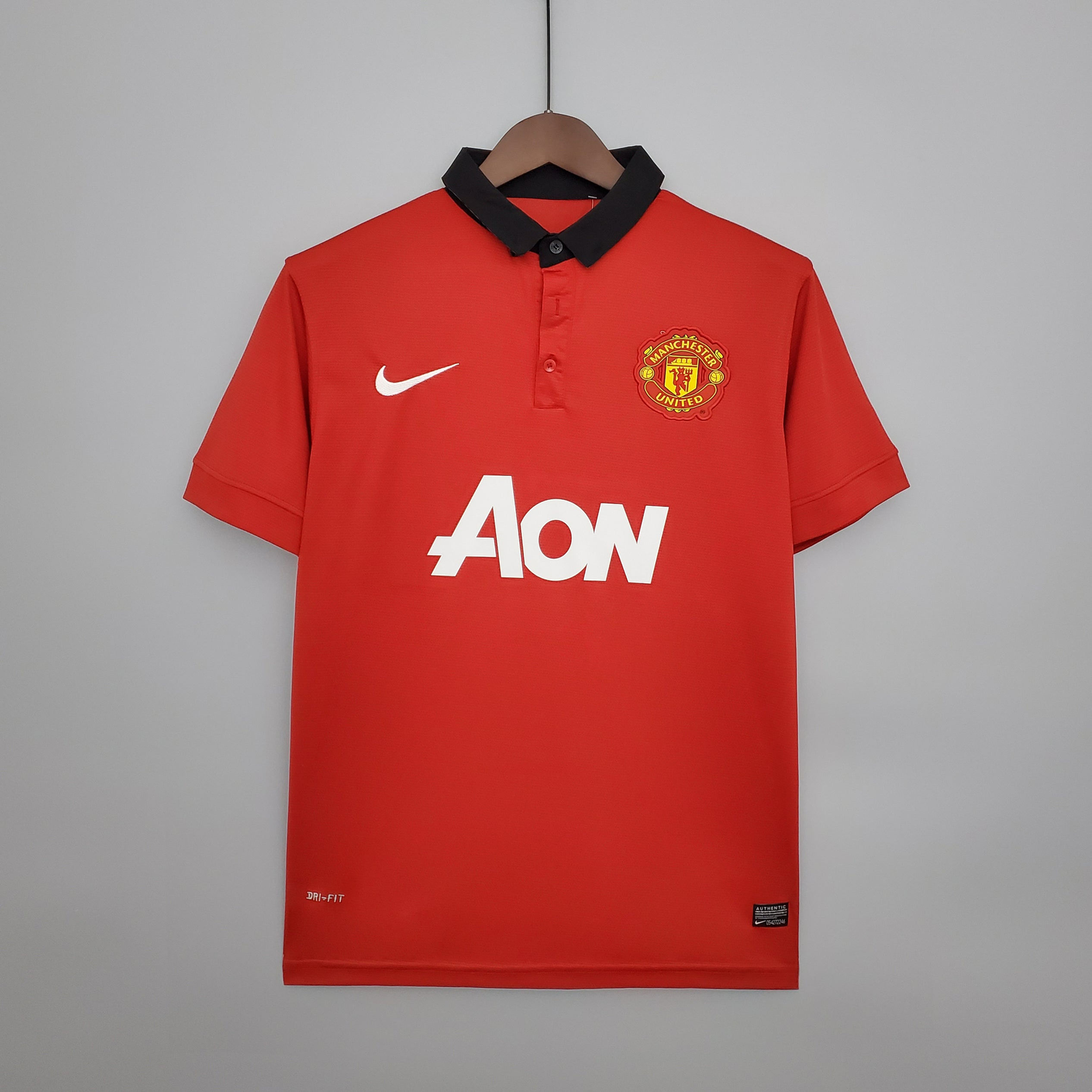Manchester United 13/14 Retro Home Kit