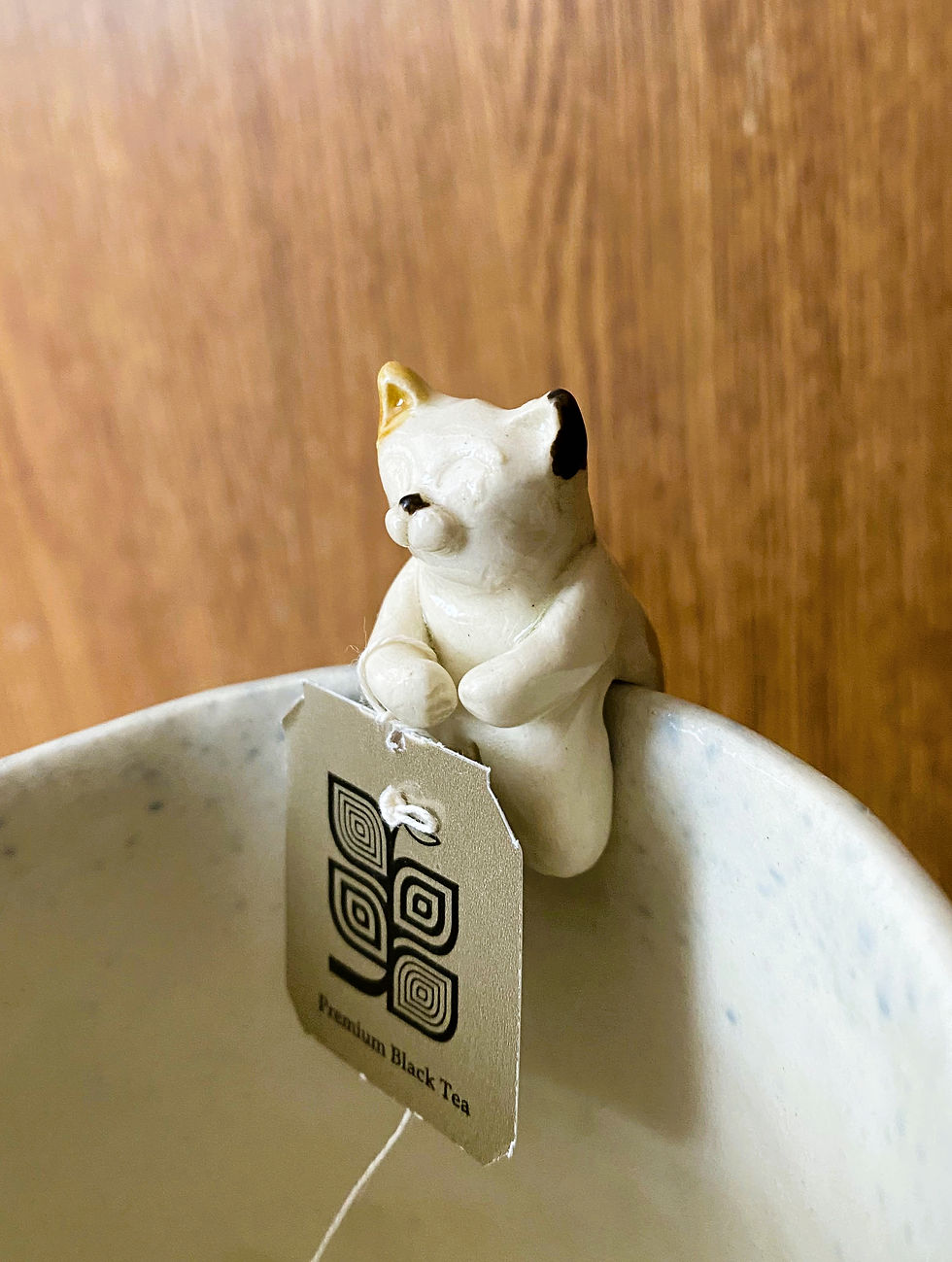 猫のティーバッグフォルダー前