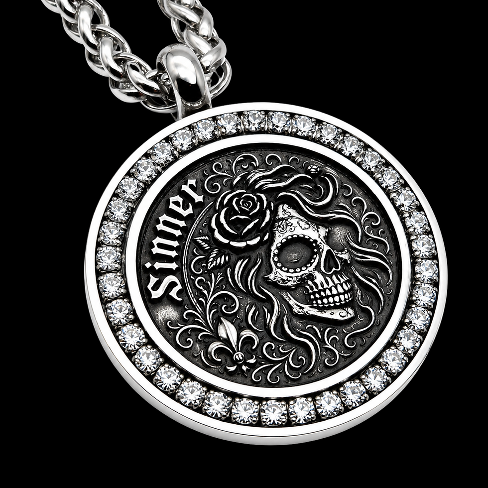 SINNER Damen Anhänger aus Edelstahl mit mexikanischem Totenkopf, gefassten Strasssteinen und kostenloser Edelstahl-Zopfkette.