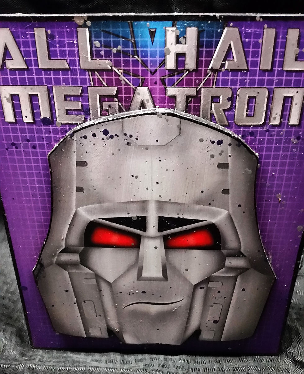 Thumbnail: Transformers Megatron "All Hail Megatron" Decoprint©