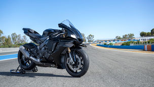 Yamaha announce a new Race R1