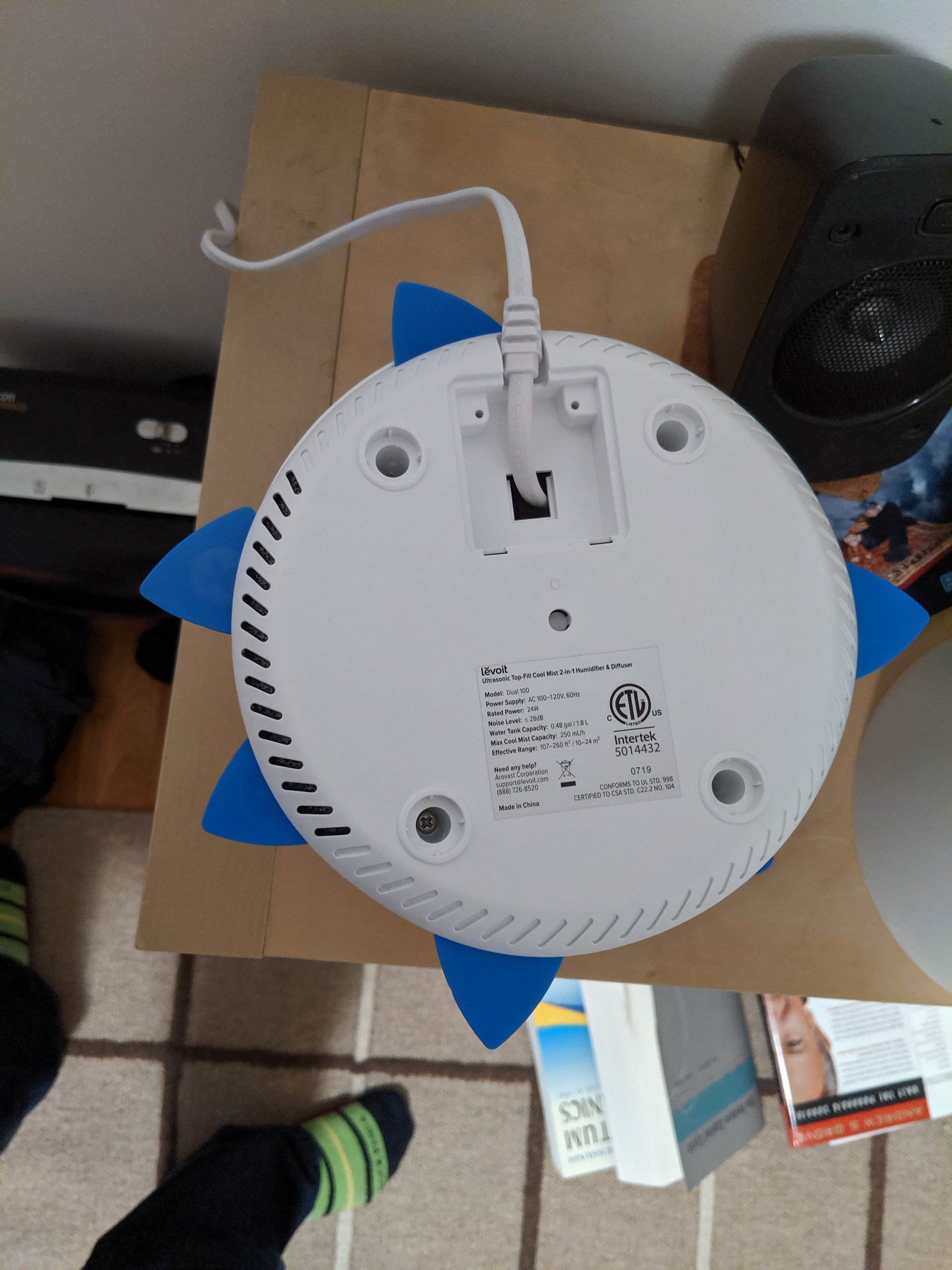 Cracking the humidifier open