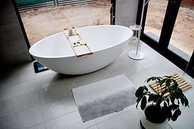 Bathroom 4.jpg