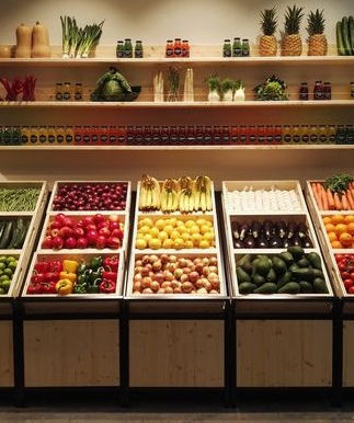 Ross Monasterios. Alimentos Coloridos.