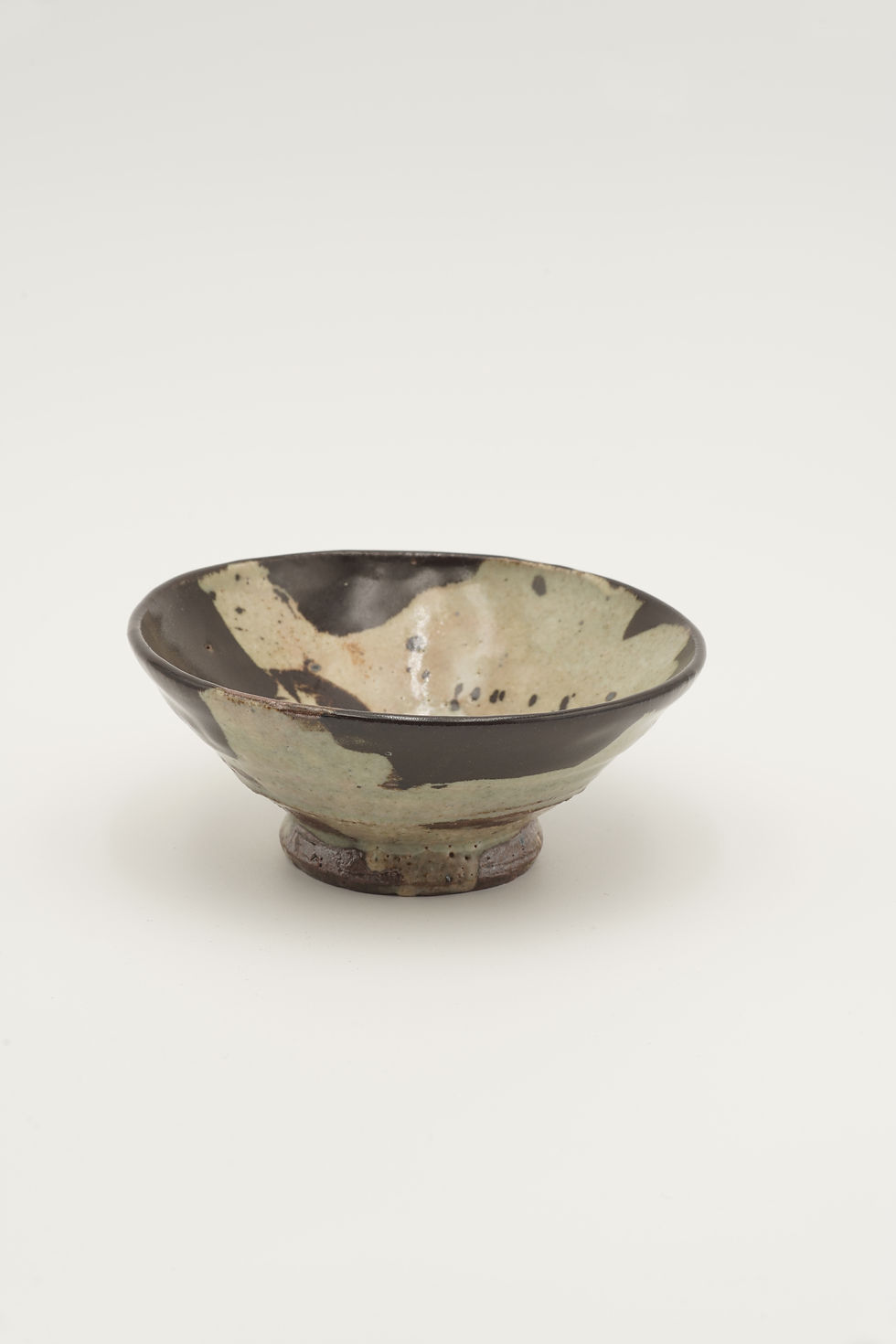 Oribe Glazed Bowl by Junri Hamada, Japan