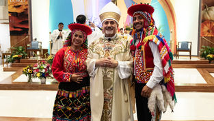 La esperanza habla muchos idiomas: católicos de Denver celebran migrantes y refugiados