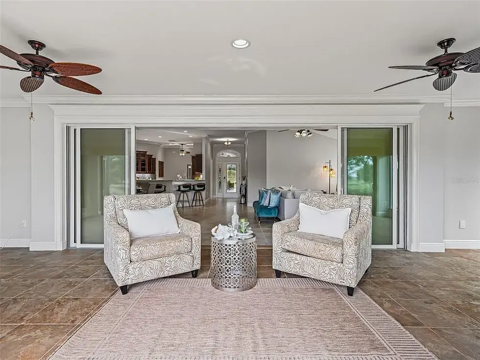 Ridgewood Lanai 3