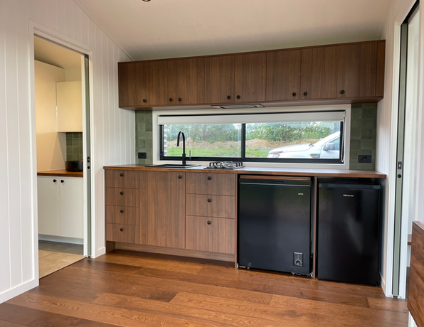 GOOD WOOD CABIN CO. TINY HOME & CABIN BUILDERS -  GOODENIA CABIN