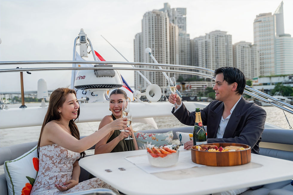 Private Yacht in Chao Praya_Veyrah Yacht Club