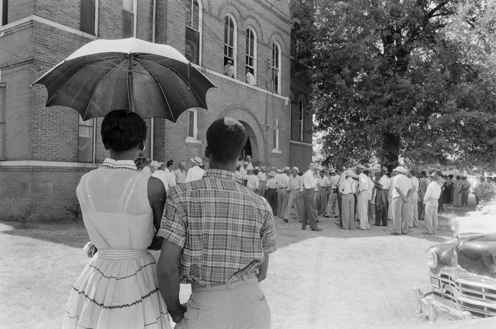 During the trial of Howard Bryant and John Milam, black people in Sumner, Mississippi, saw their white countrymen whipped in