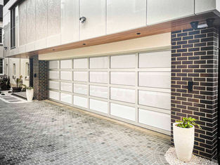 Throwback – Our Biggest Residential Garage Door