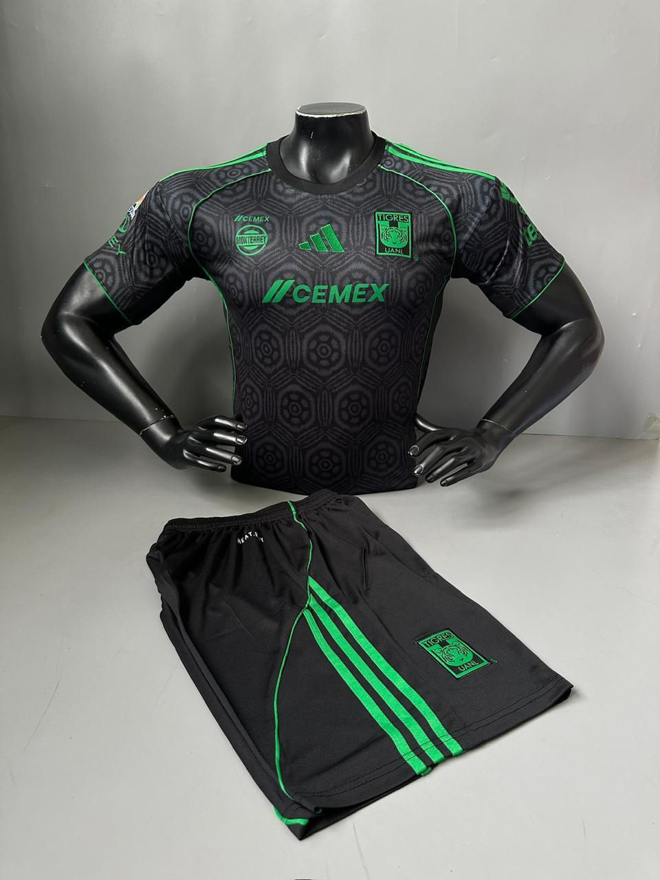 Uniforme Tigres Alternativo