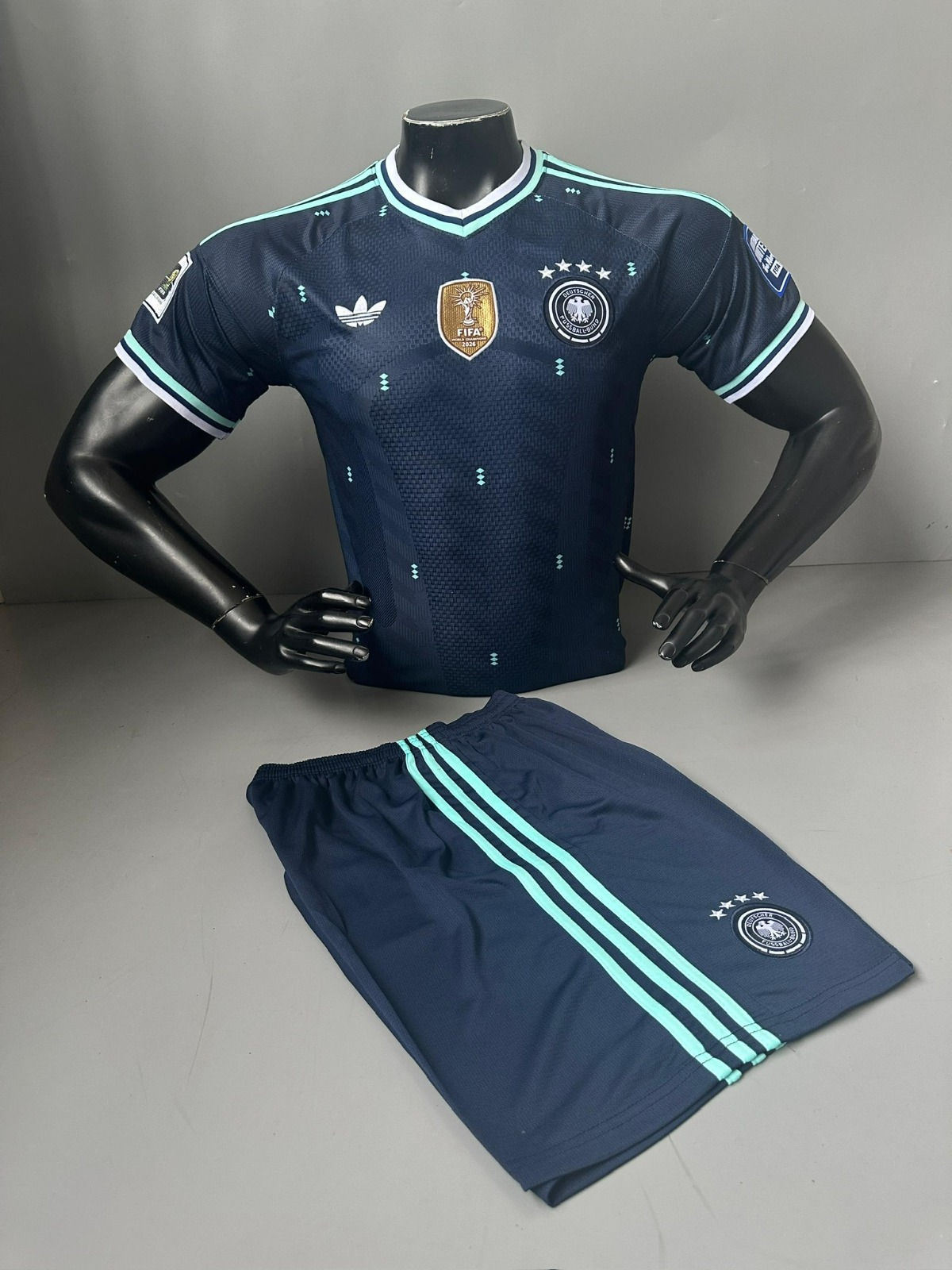 Conjunto de fútbol selección Alemania, Mundial 2026-Visitante