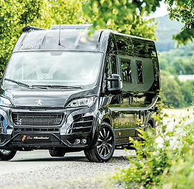 ntc-erfurt-bravia-reisemobil-cw6-black-peugeot.jpeg