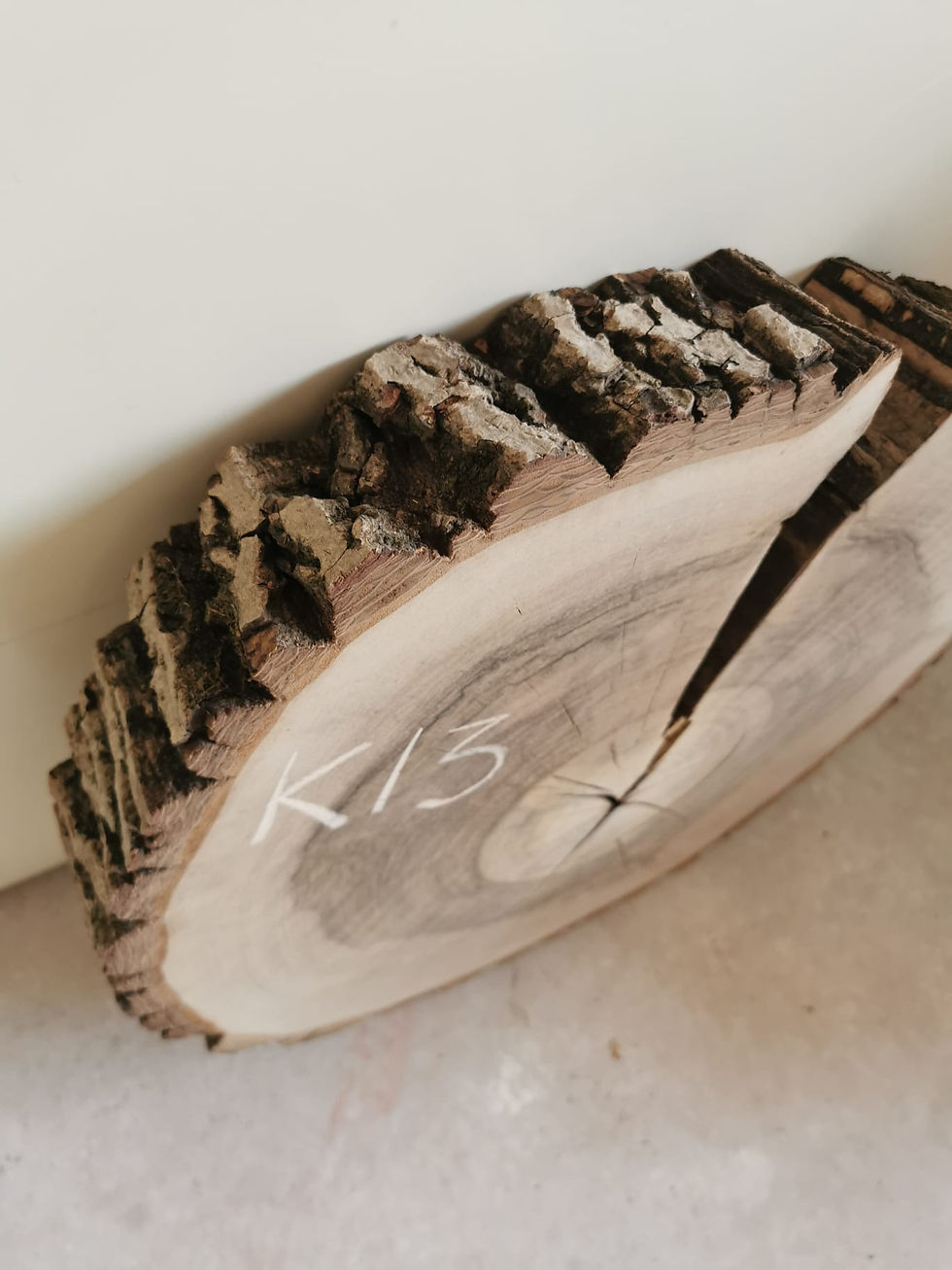 Miniature : Roue en Bois de Noyer - K13