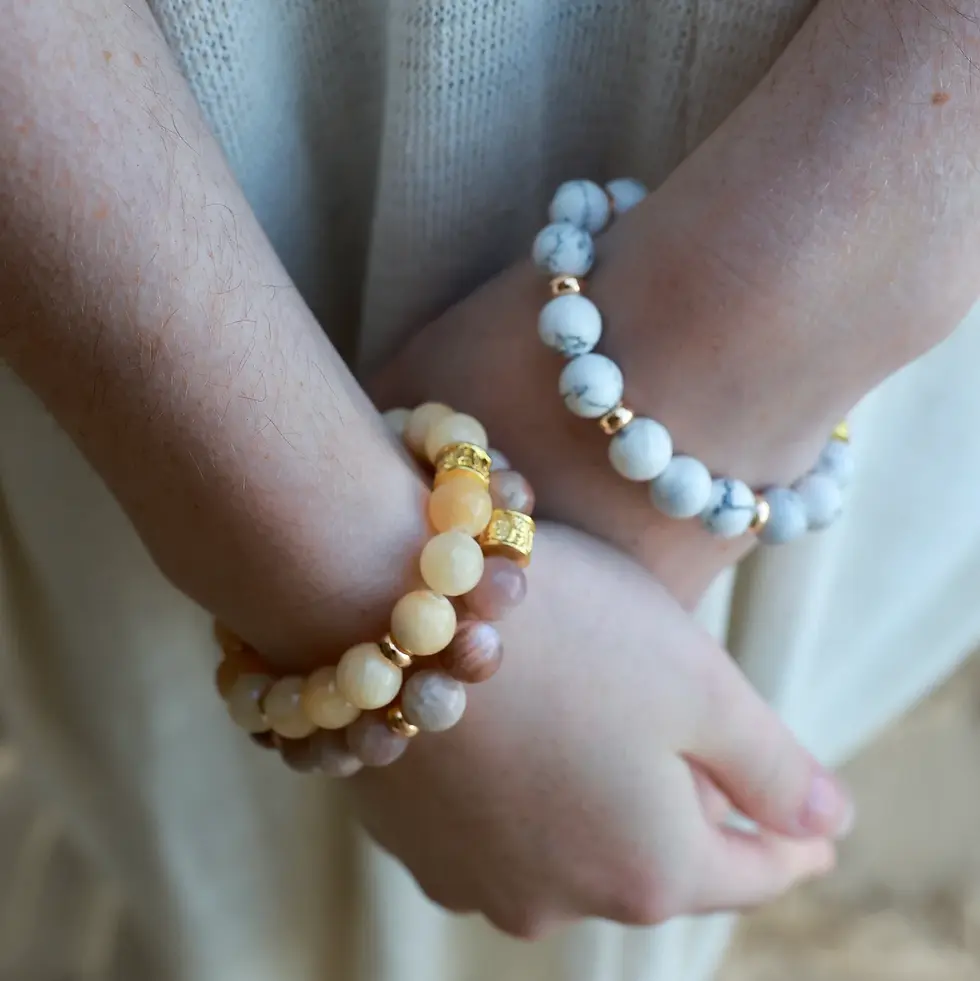 Thumbnail: Yellow Jade & 20ct Gold Plated Bracelet
