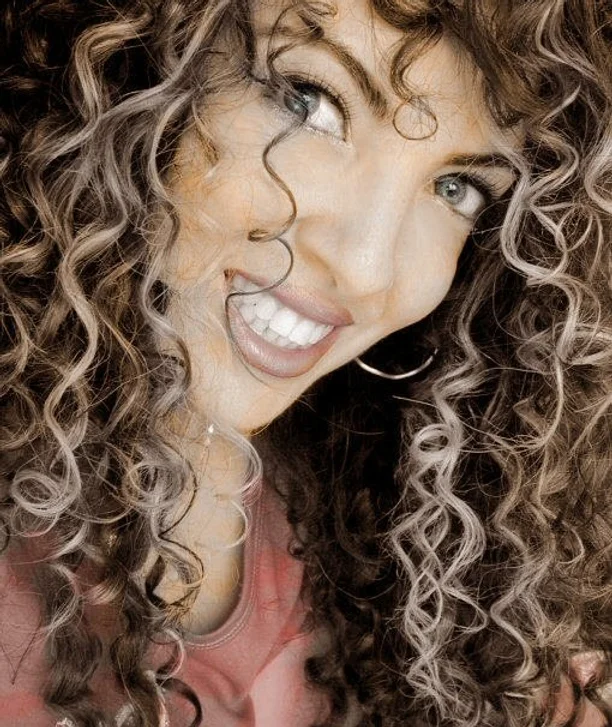 About Bollywoodhairsystems Hollywood hair extensions signature has built a reputation on.