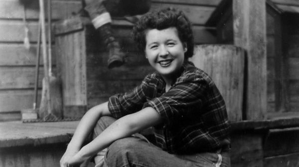 8) Beverley Brown1948_edited_edited.jpg