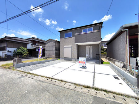新築一戸建て
