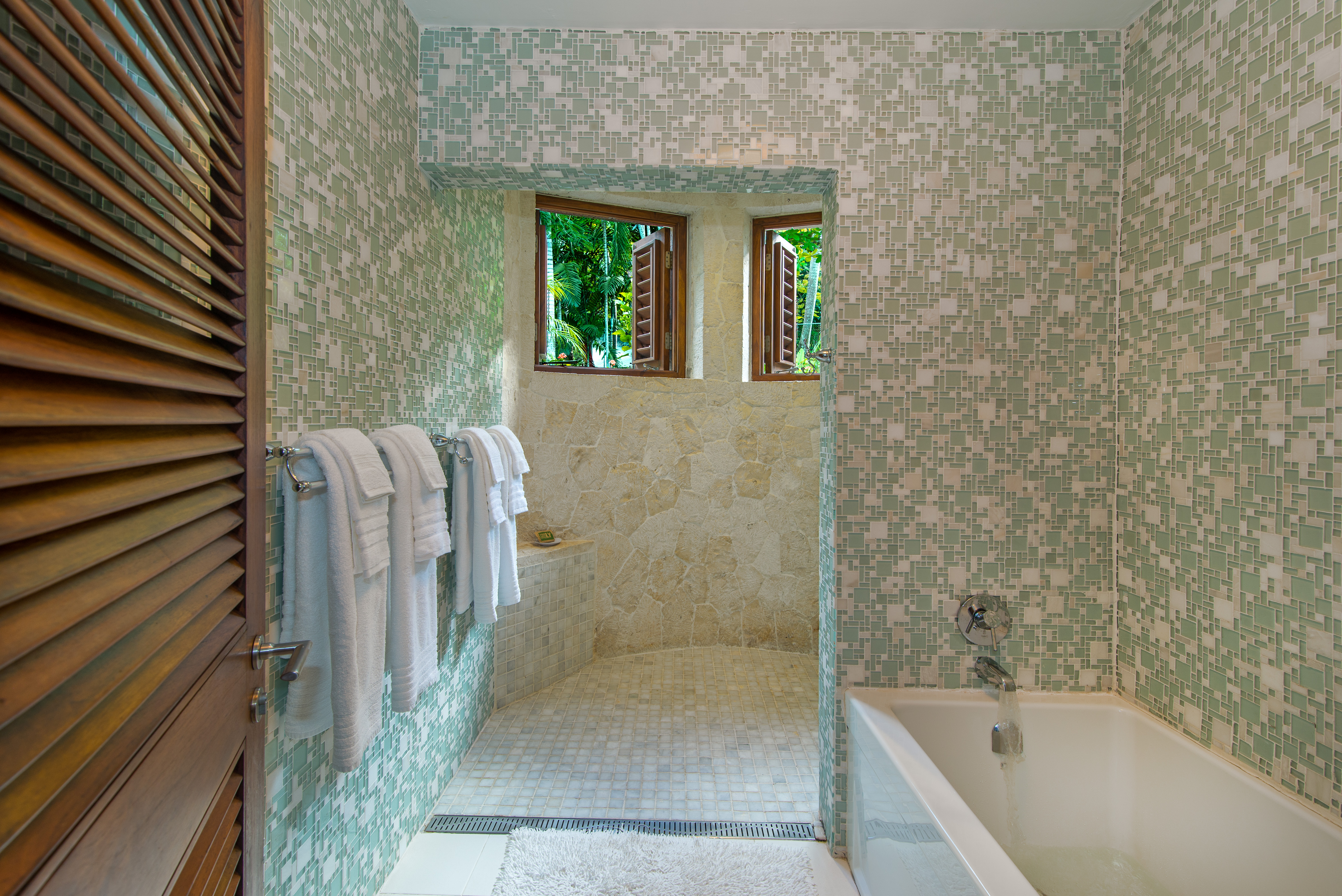 Jack and Jill Bath