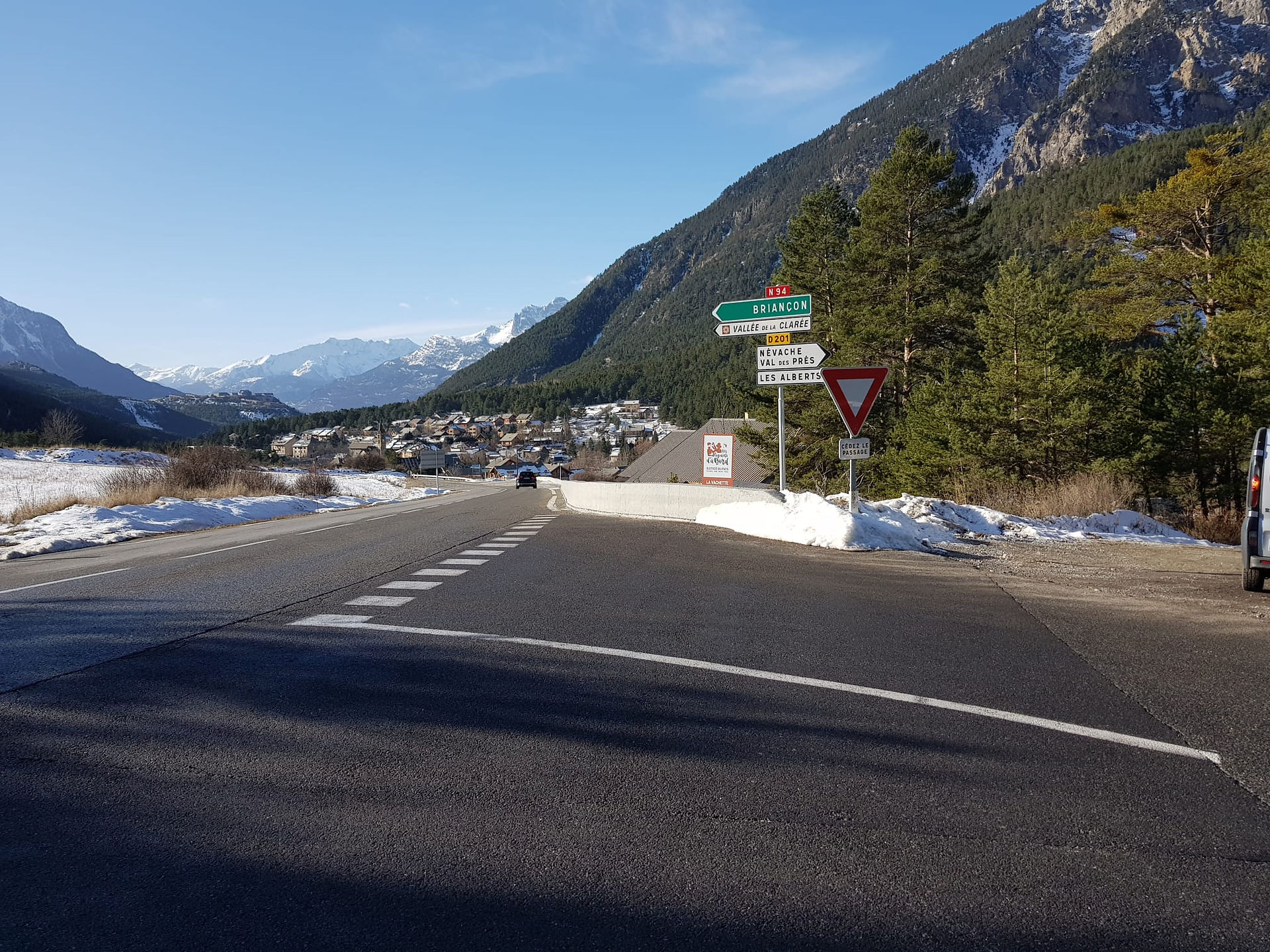 Bus Oulx Monginevro Briançon Ice Line Shuttle 